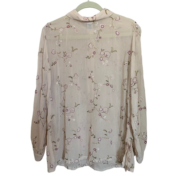 Avenue | Size 14/16 Long Sleeve Floral Button Up Collard Blouse Embroidered - Picture 13 of 13